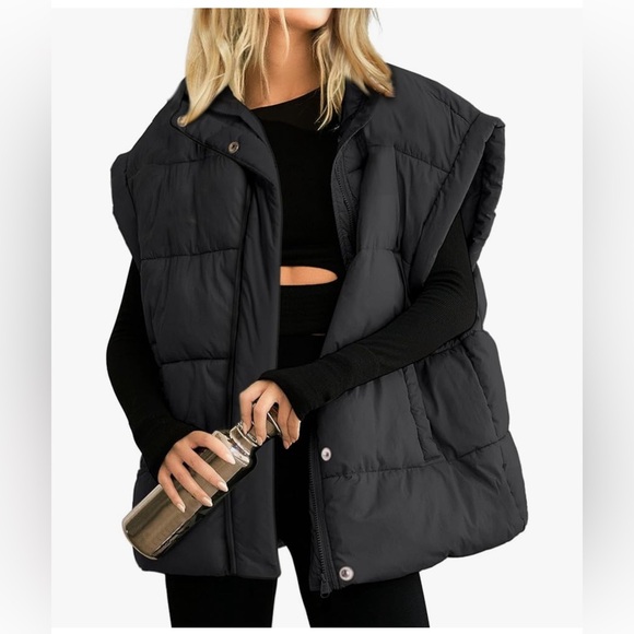 Amazon Jackets & Blazers - NWT BLACK SNAP UP PUFFER VEST JACKET-S